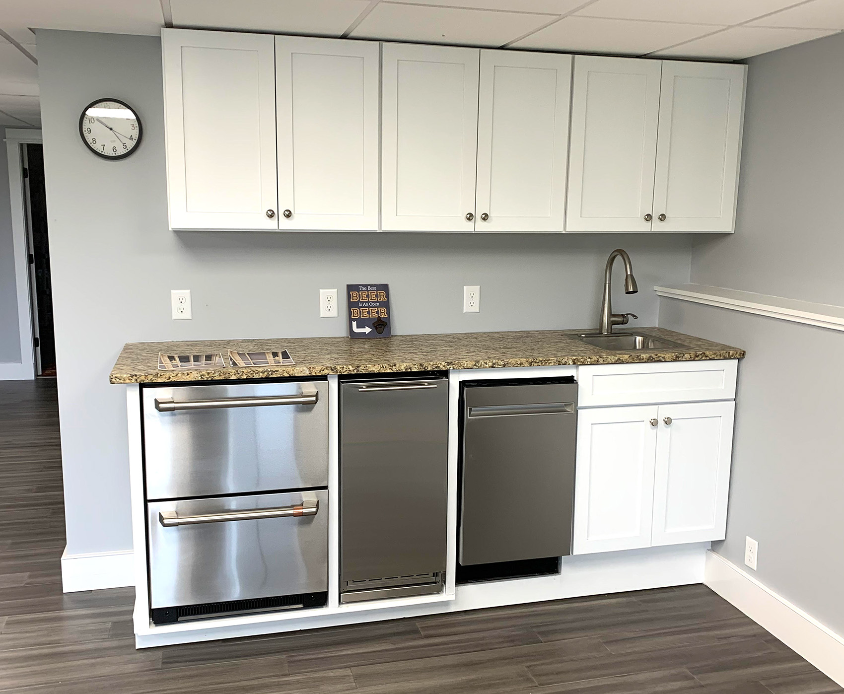 Finished basement kitchenette with new countertop.